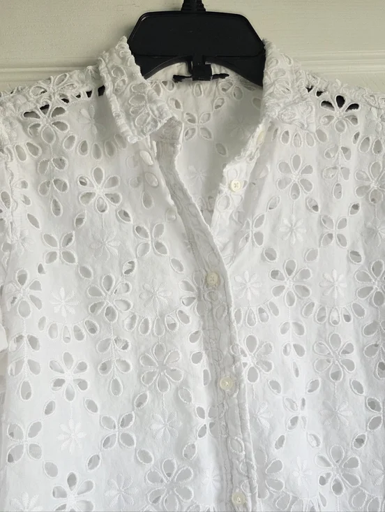 J. Crew ✨️ White Eyelet Button-Down Women's Shirt Size 6 - Picture 7 of 12